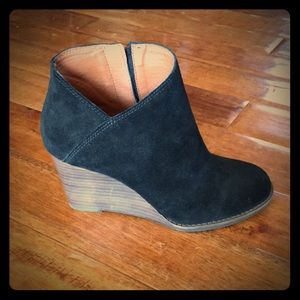 Lucky brand, black leather ankle booties size 6.5